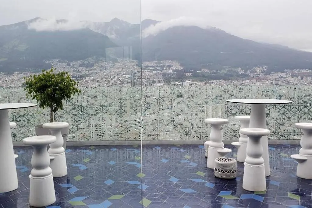 Hermosa Suite De Lujo Gonzalez Suarez Edificio Oh キト エクアドル