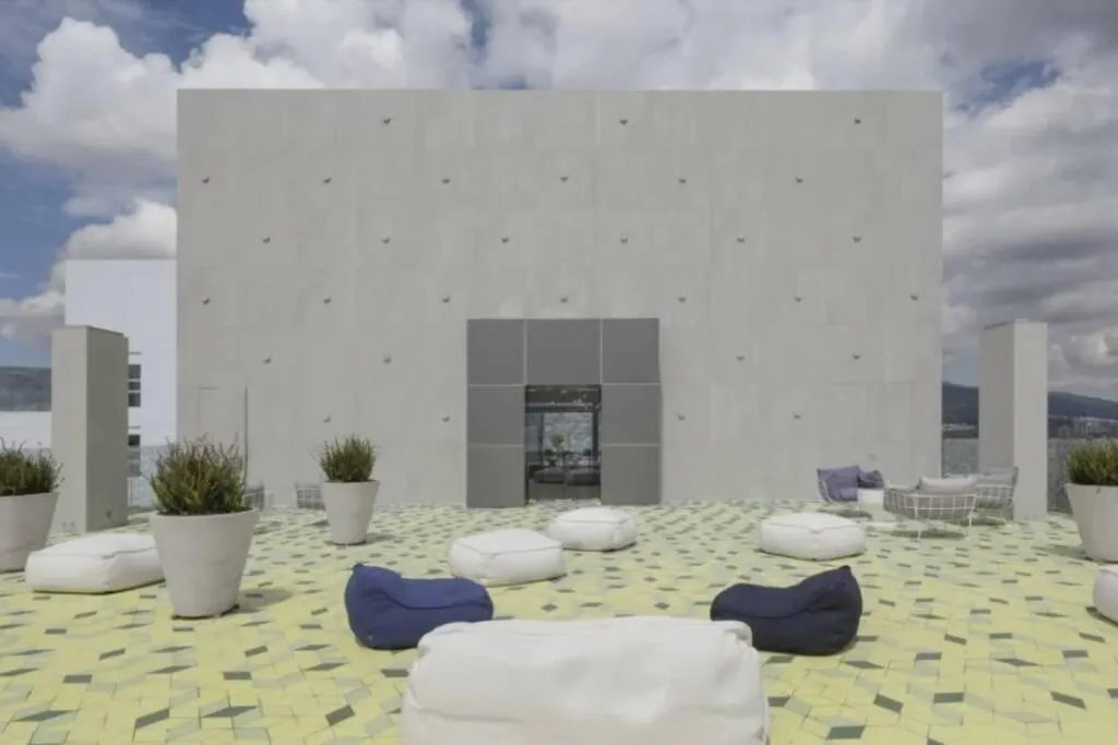 شقة كويتو Hermosa Suite De Lujo Gonzalez Suarez Edificio Oh الإكوادور
